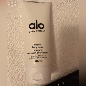 alo glow system Body Wash